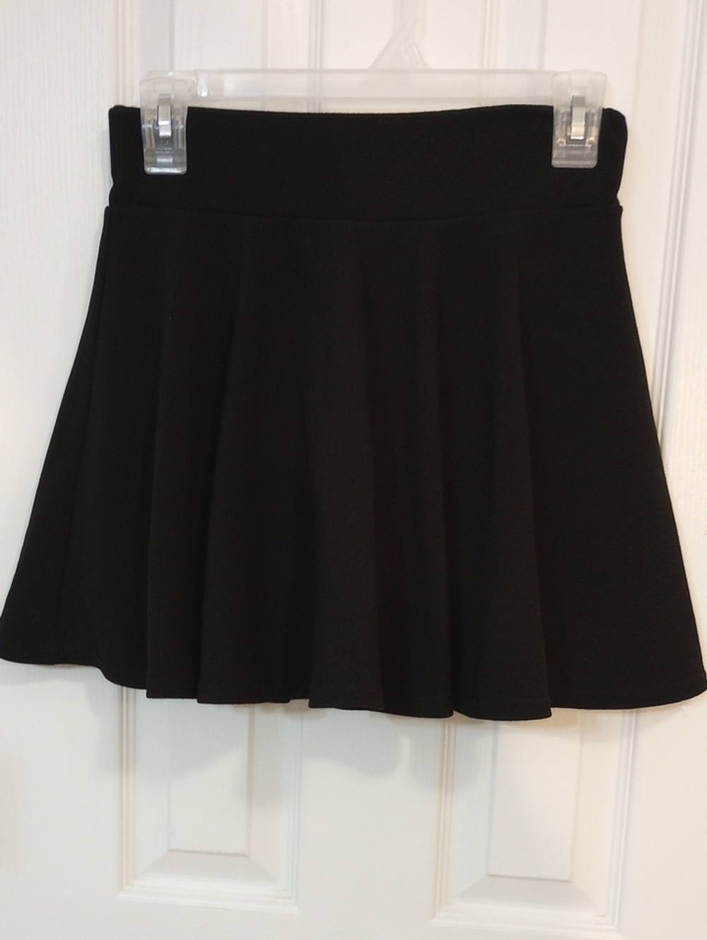 Women's Black Circle Skirt - Sleek Flared Style